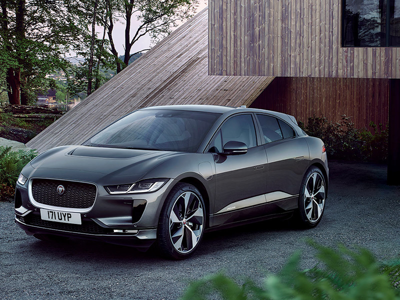 جاكوار I-PACE الكهربائية ترسخ مكانتها المتميزة بين أكثر السيارات أماناً على الطرقات